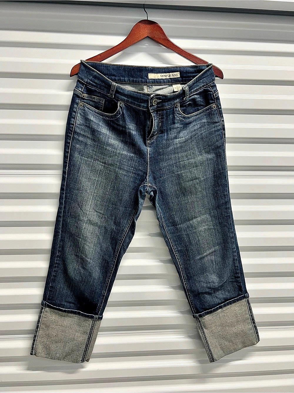 DKNY Jeans RK Jeans Bootcut Jeans size 10